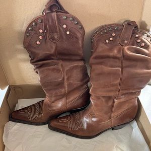 Cowboy boots for women